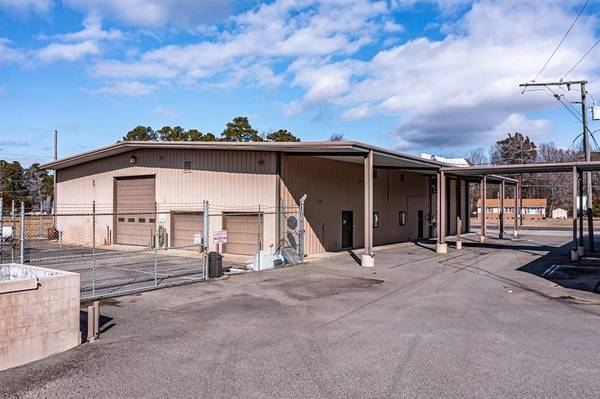 140 Chesapeake Drive, White Stone, VA 22578