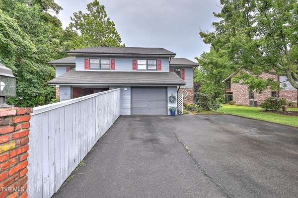 11 Windridge CT #11, Johnson City, TN 37601