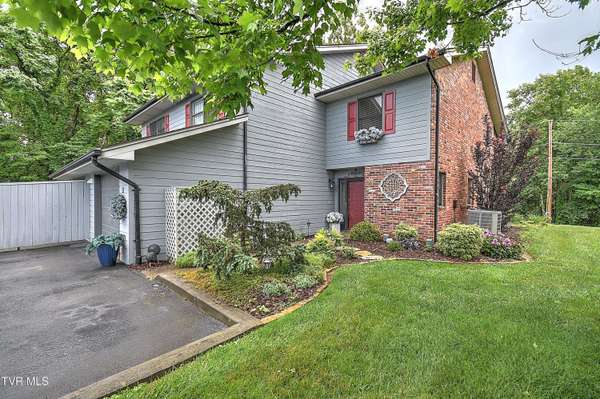 11 Windridge CT #11, Johnson City, TN 37601