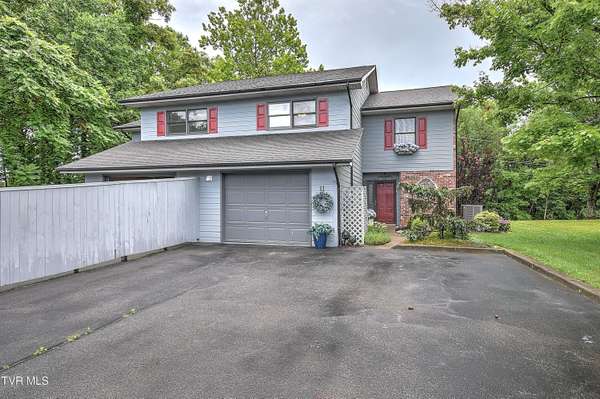 11 Windridge CT #11, Johnson City, TN 37601