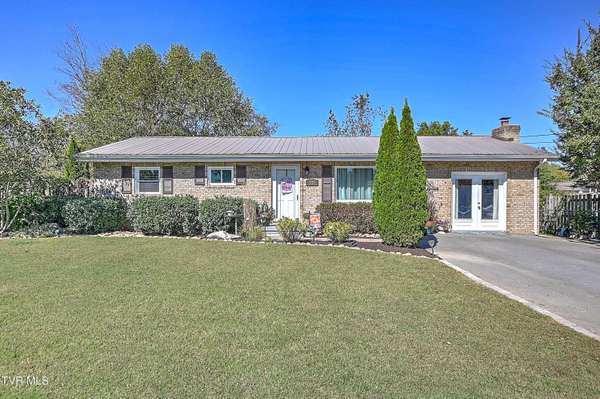 115 Boone AVE, Gray, TN 37615