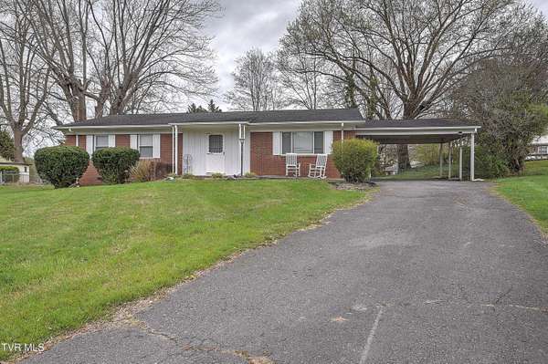 2 Machamer CT, Johnson City, TN 37604