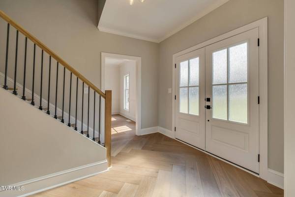 441 Oakmont DR, Kingsport, TN 37663