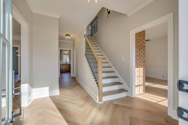 441 Oakmont DR, Kingsport, TN 37663