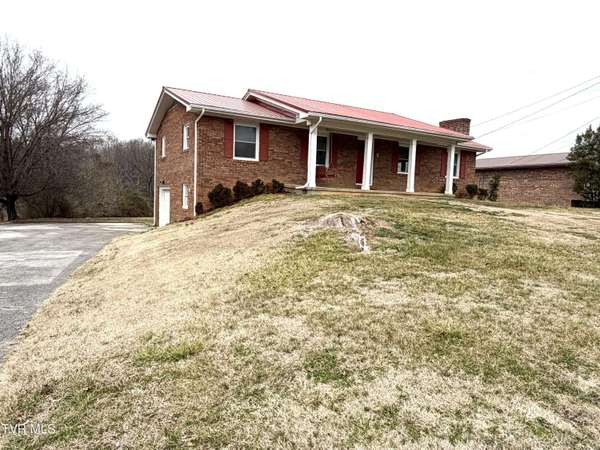 290 Pond Springs RD, Kingsport, TN 37664