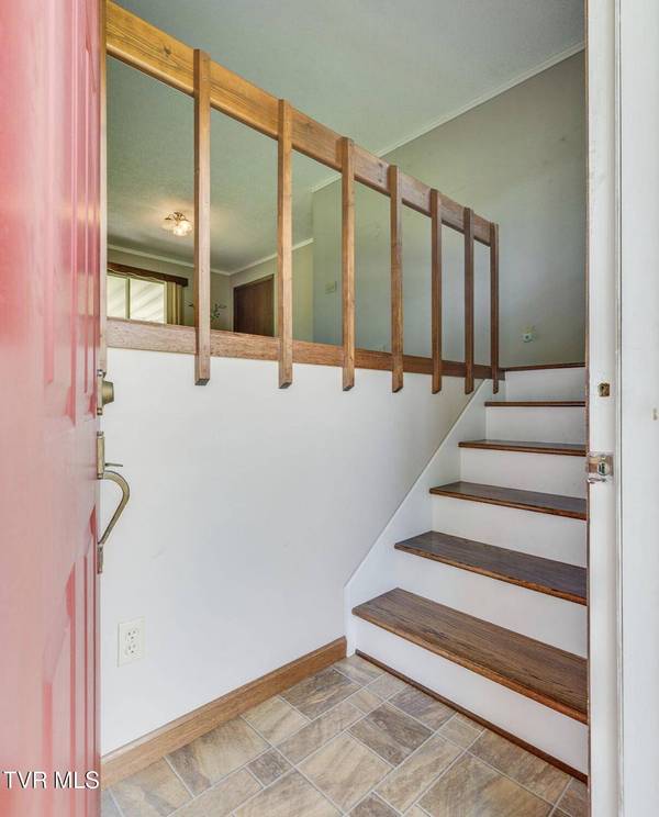 362 Easley DR, Kingsport, TN 37664