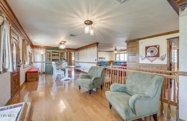 142 Old State Highway 70, Rogersville, TN 37857