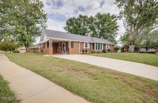 833 Fairmont AVE, Kingsport, TN 37660