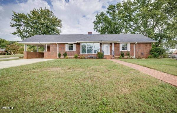 833 Fairmont AVE