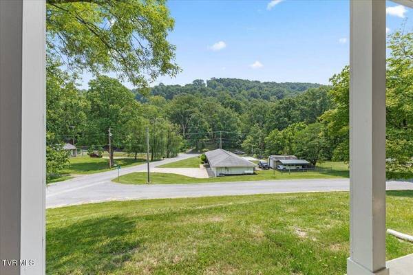 4840 Frontier DR, Kingsport, TN 37664