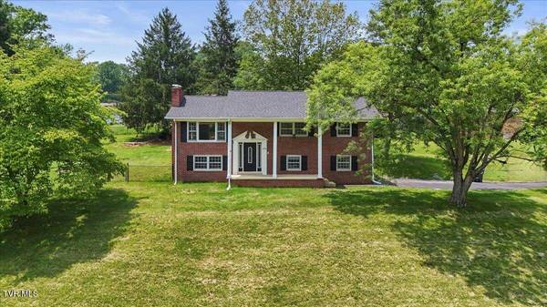 4840 Frontier DR, Kingsport, TN 37664