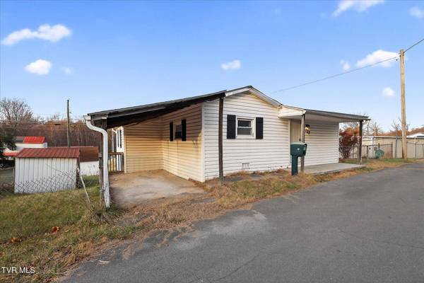 127 Kinley DR, Johnson City, TN 37604