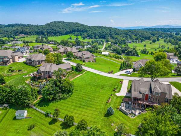 226 Sunset Ridge Court CT, Gray, TN 37615