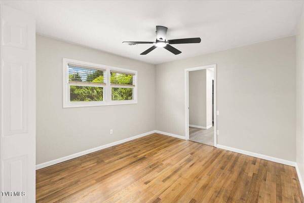 1321 Haga RD, Kingsport, TN 37660