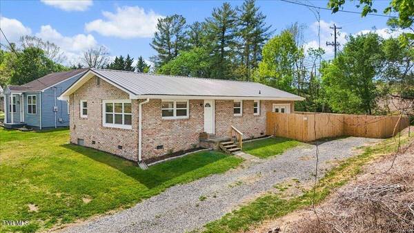 1321 Haga RD, Kingsport, TN 37660