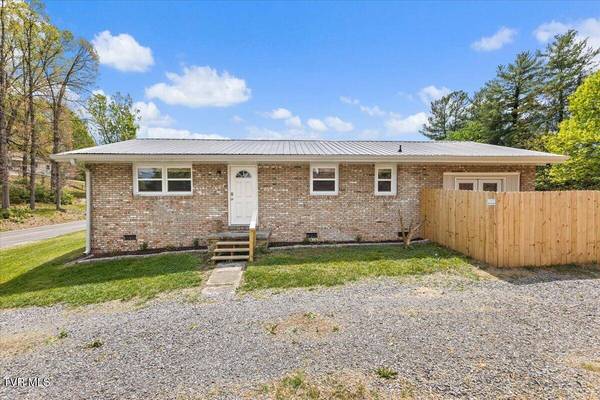 1321 Haga RD, Kingsport, TN 37660