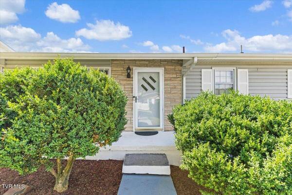129 Cherrywood LN, Bristol, TN 37620