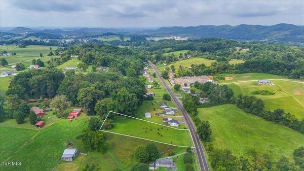 3001 Weaver PIKE, Bristol, TN 37620