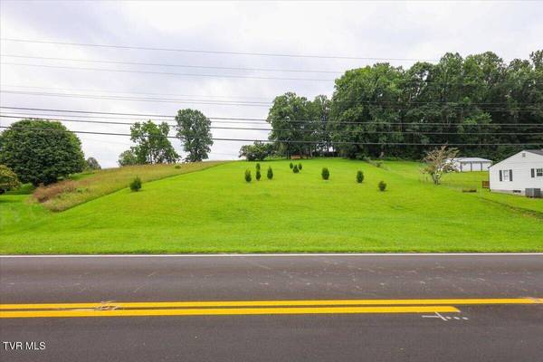 3001 Weaver PIKE, Bristol, TN 37620