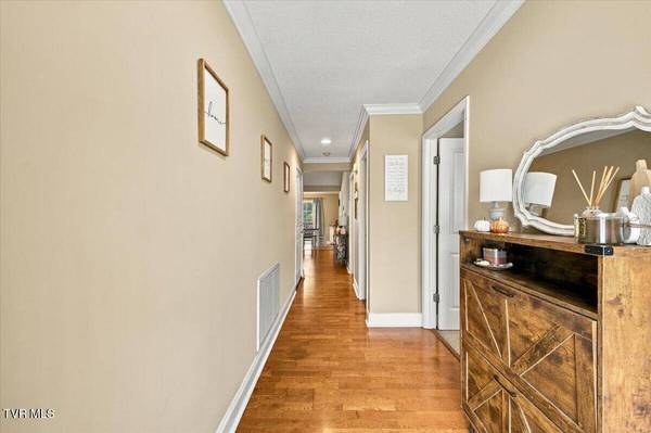 22 Hiddenbrook LN #22, Gray, TN 37615