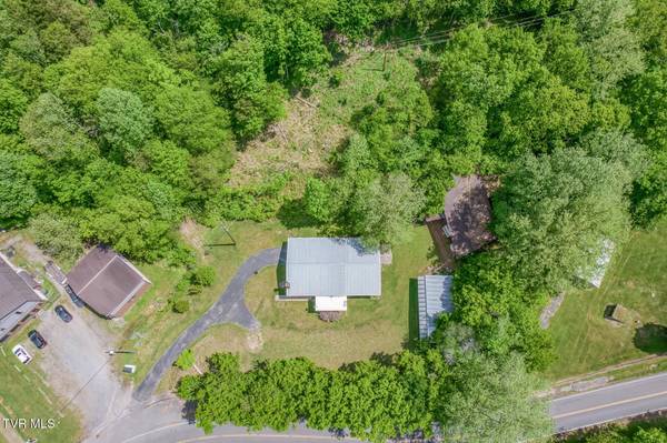 231 Ollis Bowers Hill RD, Kingsport, TN 37664