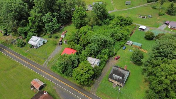 9381 Crescent dr, Glade Spring, VA 24340