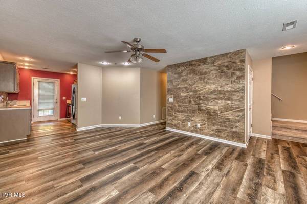 603 Stratford CT #603, Gray, TN 37615