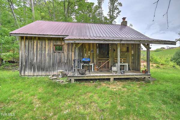 1929/1993 Bulldog RD, Trade, TN 37691