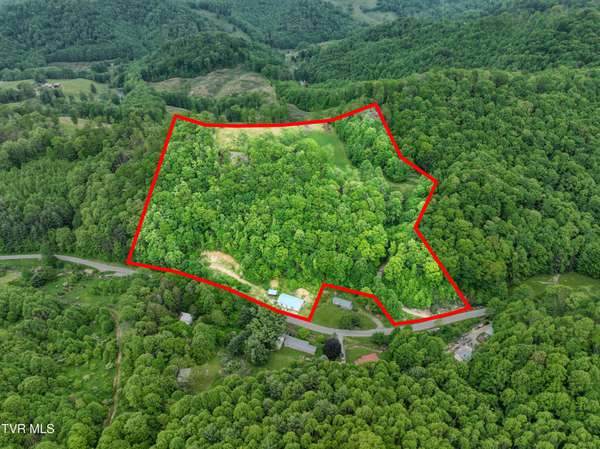 1929/1993 Bulldog RD, Trade, TN 37691