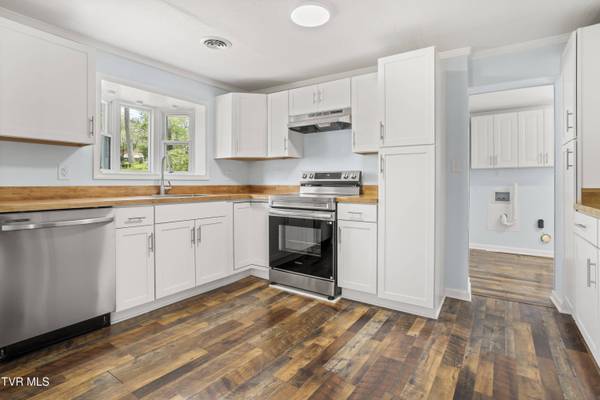 1219 Ledford ST, Elizabethton, TN 37643