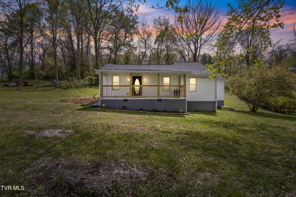 1219 Ledford ST, Elizabethton, TN 37643