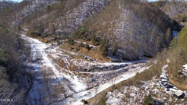 235 Bear Hollow RD, Bristol, TN 37620