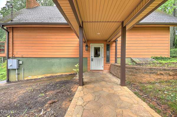 190 Sycamore CIR, Jonesborough, TN 37659