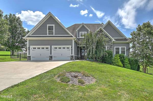 1233 Hawley RD, Blountville, TN 37617