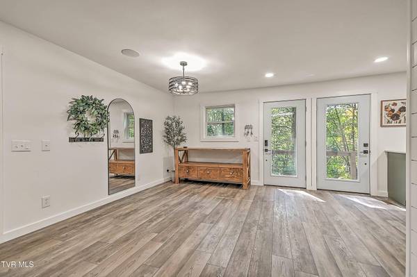 7 Crosstimber CT, Johnson City, TN 37601