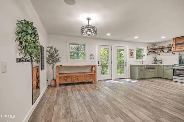 7 Crosstimber CT, Johnson City, TN 37601