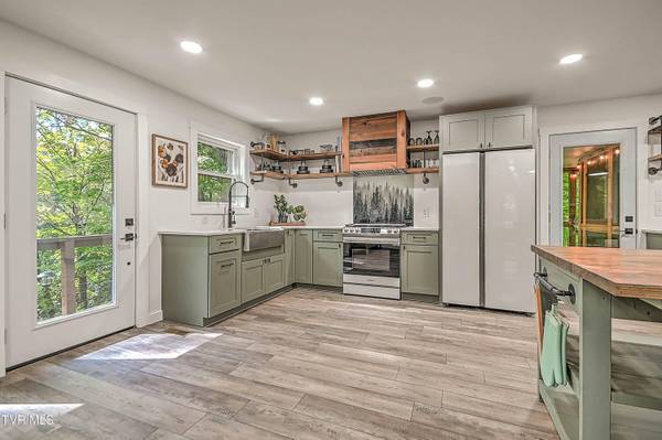 7 Crosstimber CT, Johnson City, TN 37601