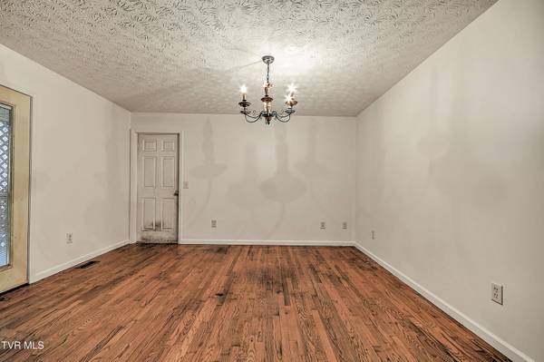 1711 Granby RD, Kingsport, TN 37660