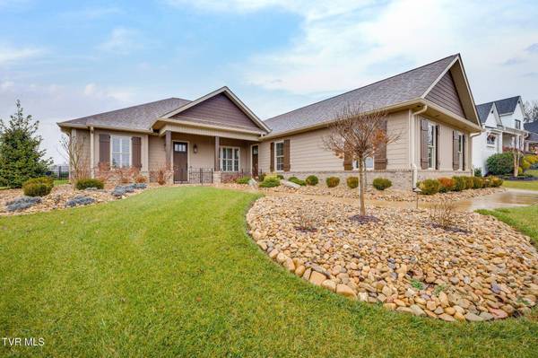 1517 Conestoga Pass, Johnson City, TN 37601