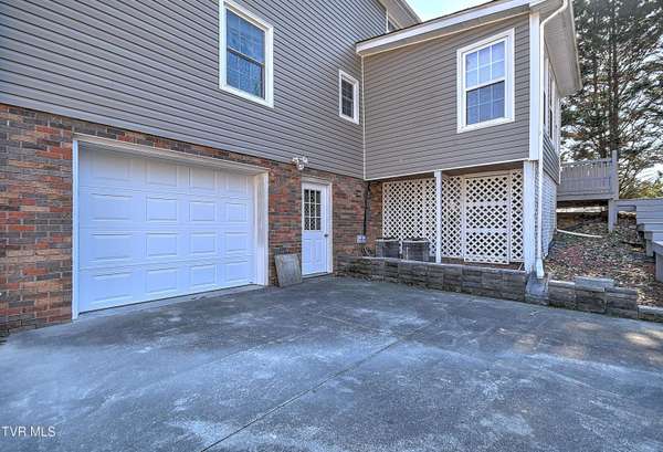 191 Neeley PL, Blountville, TN 37617