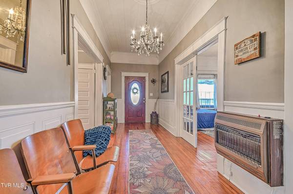 630 Maple ST, Johnson City, TN 37601