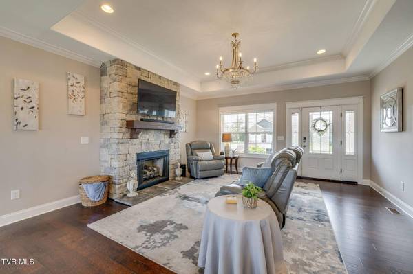 1195 Panoramic VIS, Johnson City, TN 37615