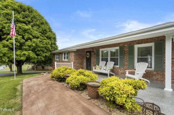 104 Ridgemont ST, Bristol, TN 37620