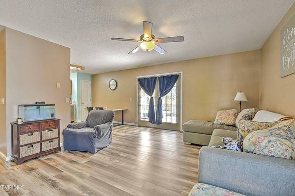 128 Saint James PL, Bristol, TN 37620