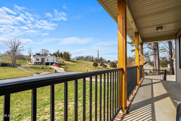 200 Bell Flower CT, Kingsport, TN 37663