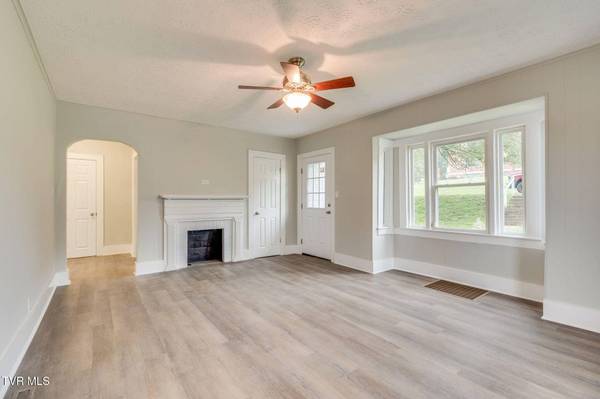 645 Jackson ST, Kingsport, TN 37660