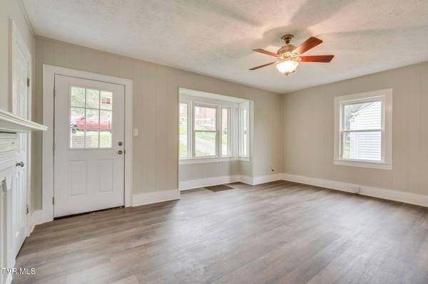 645 Jackson ST, Kingsport, TN 37660