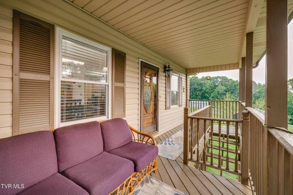 9484 Loudon DR, Bristol, VA 24202