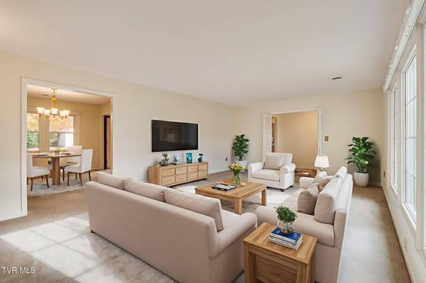 2460 Wildwood DR, Kingsport, TN 37660