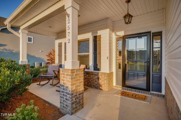 2572 Bridgeforth XING, Kingsport, TN 37660